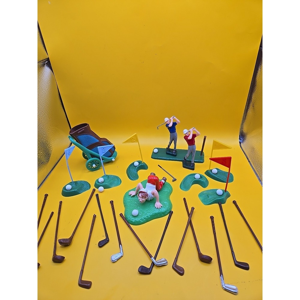 Vintage 60-70's Wilton Plastic Blow Golf Game Set  Lot Figures Clubs Flags